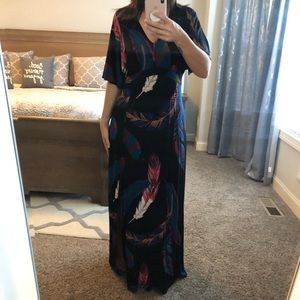 Express Feather Print Maxi